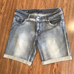 Rue21 Juniors Jean Shorts with Cuffs Size 15/16